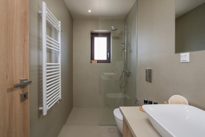 Image No.9-2 Bed Maisonette for sale