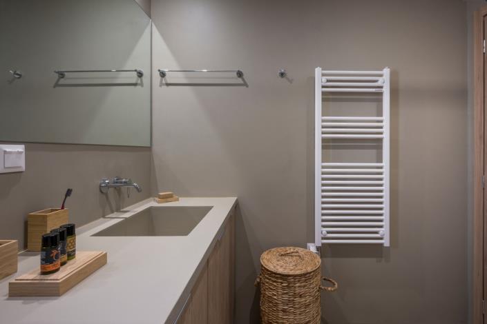 Image No.26-2 Bed Maisonette for sale