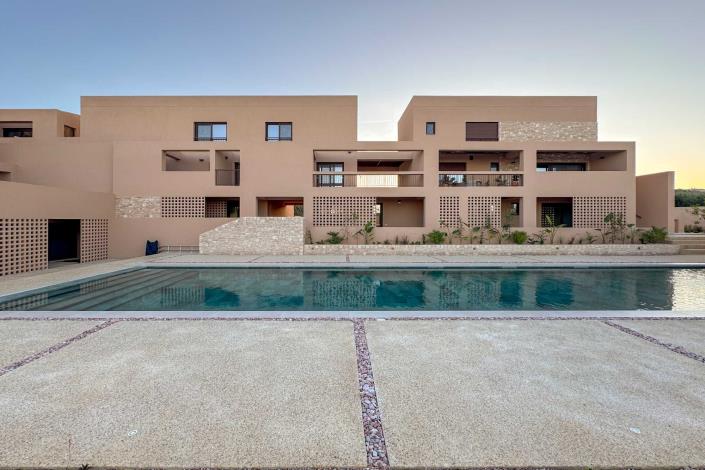 Image No.36-2 Bed Maisonette for sale