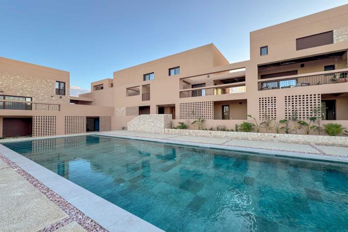 Image No.37-2 Bed Maisonette for sale