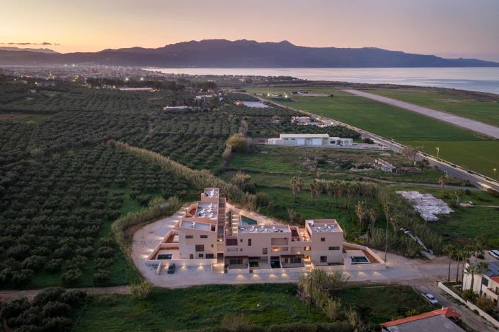 Image No.39-2 Bed Maisonette for sale