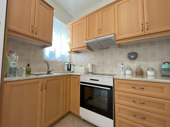 Image No.37-2 Bed Townhouse for sale