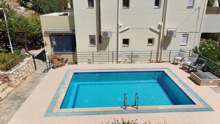 Image No.40-2 Bed Townhouse for sale