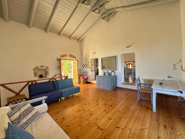 Image No.6-2 Bed House for sale