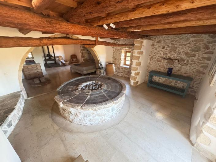 Image No.8-2 Bed House for sale