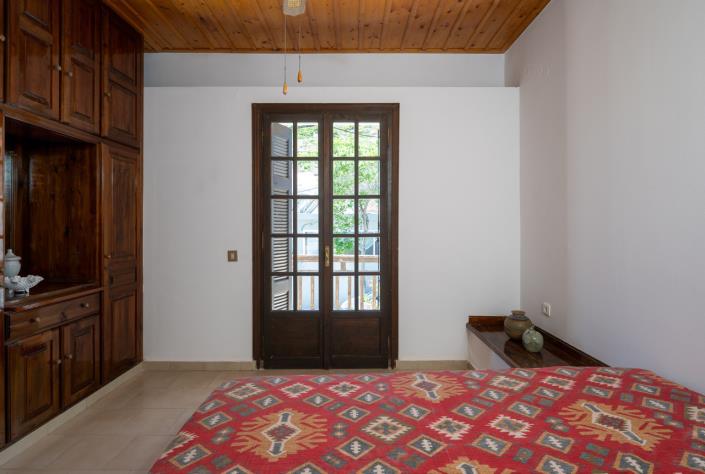 Image No.27-4 Bed House for sale