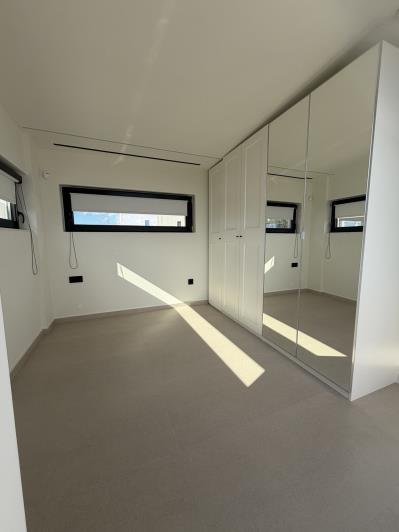 Image No.43-Villa de 4 chambres à vendre à Kokkini Hani