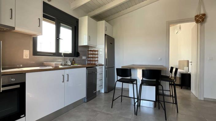 Image No.18-2 Bed Villa for sale