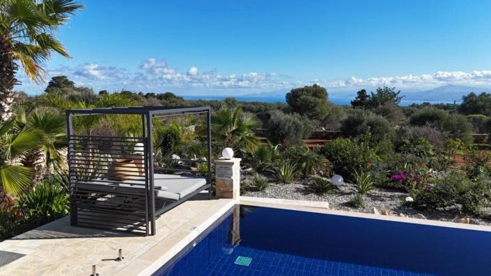 Image No.11-3 Bed Villa for sale