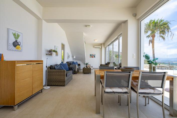 Image No.8-3 Bed Villa for sale