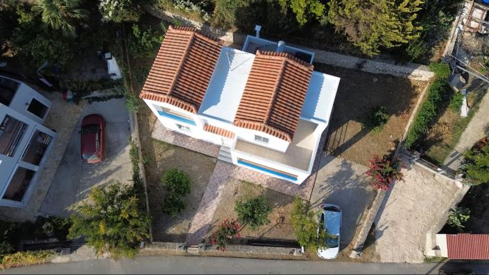 Image No.13-3 Bed House for sale