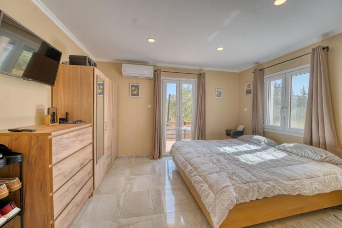 Image No.26-2 Bed Villa for sale