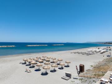 Beachfront-House-for-sale-in-Chania-Crete--7-