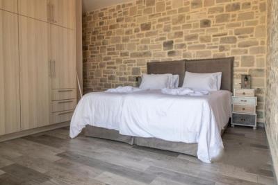 Stone-villa-fro-sale-in-Heraklion-Crete--11-