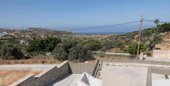 Image No.17-2 Bed Villa for sale