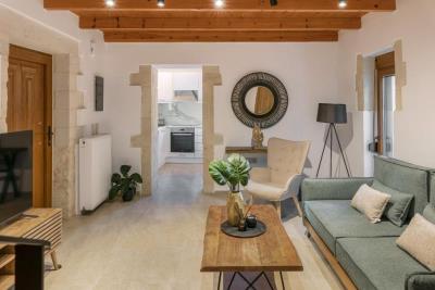 Stone-villa-in-Adele-Rethymno-Crete-for-sale--7-