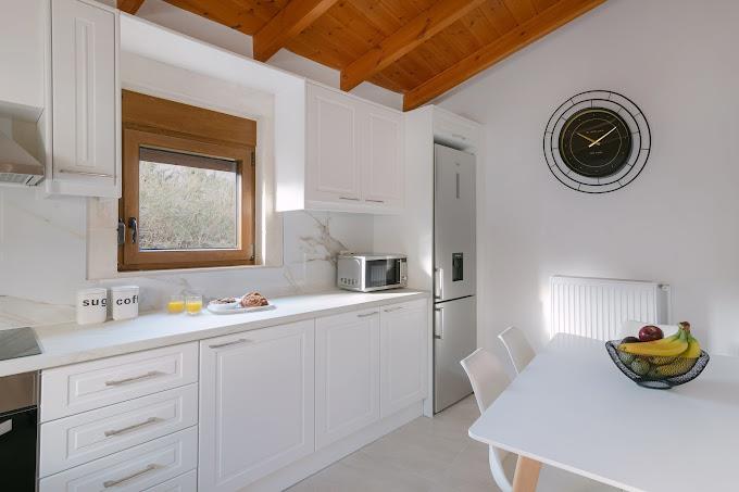 Image No.9-2 Bed Villa for sale