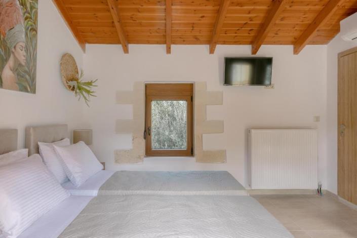 Image No.20-2 Bed Villa for sale