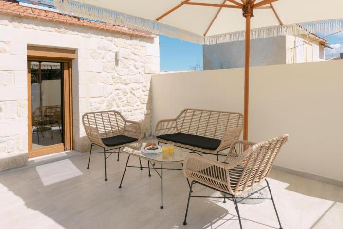 Image No.24-2 Bed Villa for sale