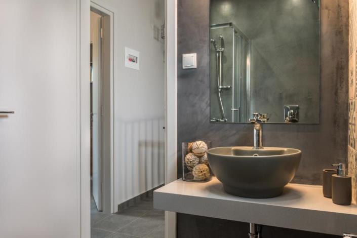 Image No.6-1 Bed Townhouse for sale