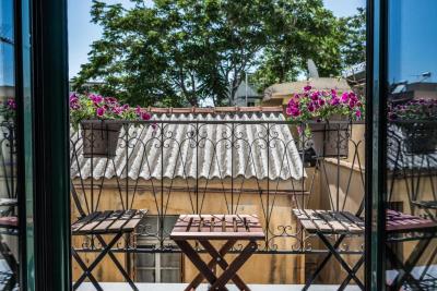 Property-in-the-old-town-of-Chania-Crete-for-sale--2-