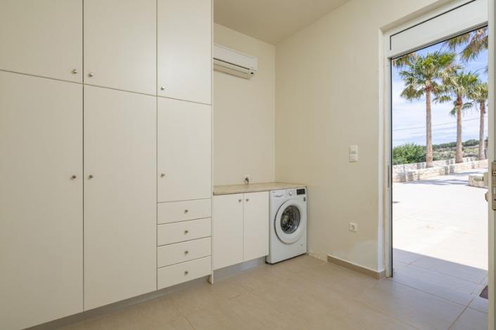 Image No.17-3 Bed Villa for sale