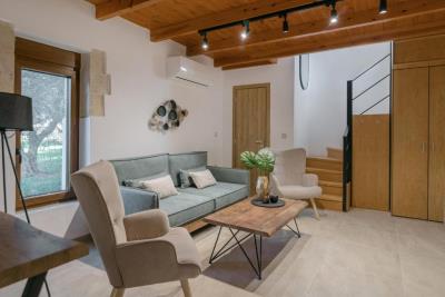 Stone-villa-in-Adele-Rethymno-Crete-for-sale--9-