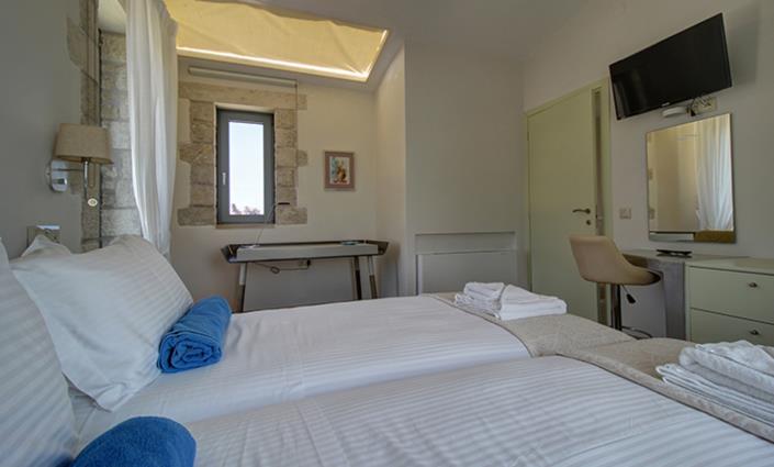 Image No.19-2 Bed Villa for sale