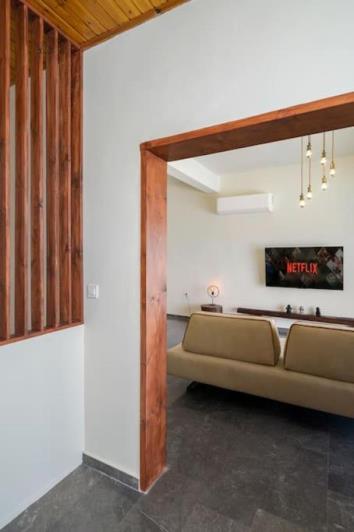 Image No.19-2 Bed Villa for sale