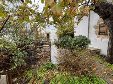 Stone-house-in-Apokoronas-Chania-Crete-for-sale--3-