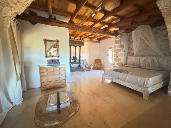 Image No.34-2 Bed House for sale