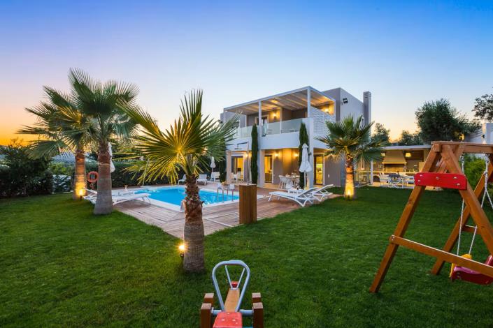 Image No.10-3 Bed Villa for sale