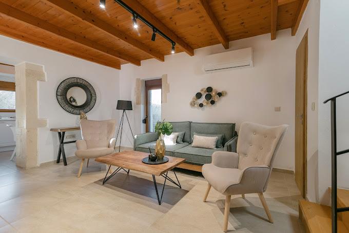 Image No.10-2 Bed Villa for sale