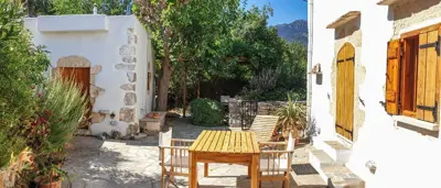 Stone-house-in-Apokoronas-Chania-Crete-for-sale--8-