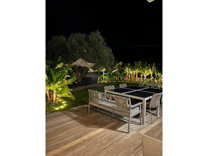 Image No.16-2 Bed Villa for sale