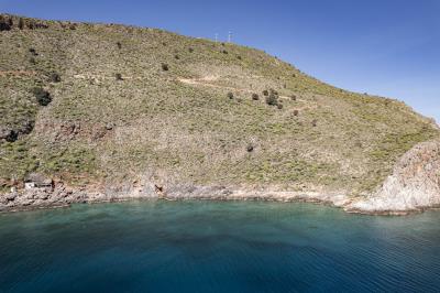 Oceanfront-villa-with-manina-in-Chania-for-sale