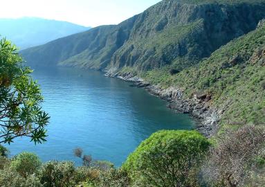Oceanfront-villa-with-marina-in-Chania-for-sale--8-