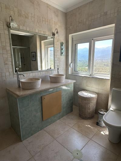 Image No.24-3 Bed Villa for sale