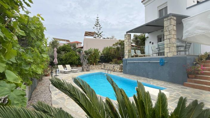 Image No.17-3 Bed Villa for sale