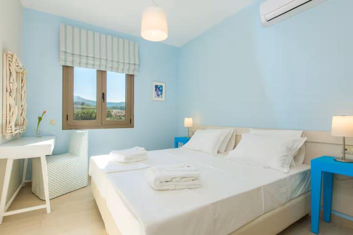 Image No.11-3 Bed Villa for sale