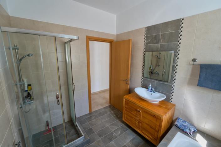 Image No.18-3 Bed Villa for sale
