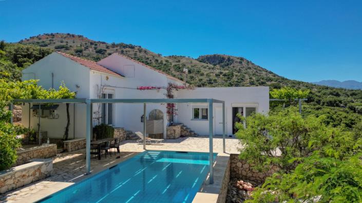 Image No.26-3 Bed Villa for sale