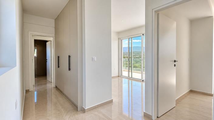 Image No.27-4 Bed Villa for sale