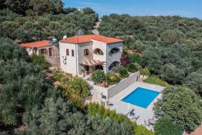Stone-villa-in-Chania-Crete-for-sale--5-
