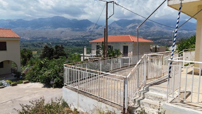 Image No.3-1 Bed House for sale