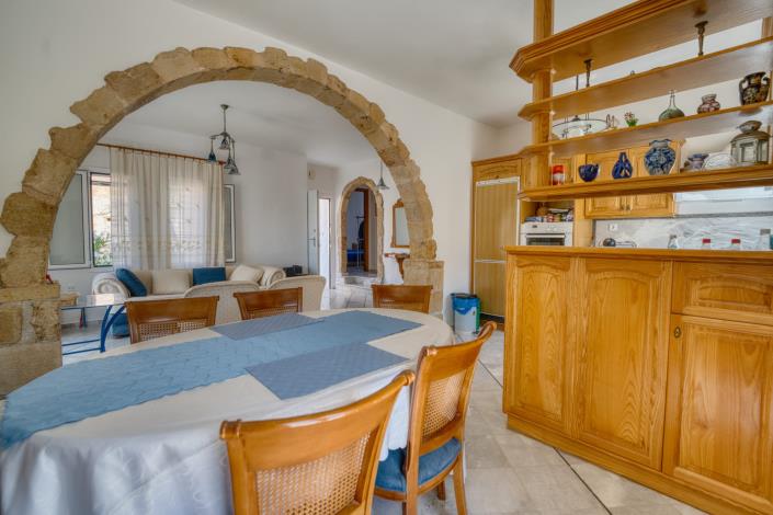 Image No.11-4 Bed Apartment for sale