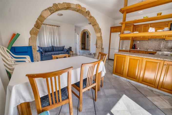 Image No.17-4 Bed Apartment for sale