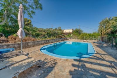 Bungalow-for-sale-in-Chania-Crete--6-