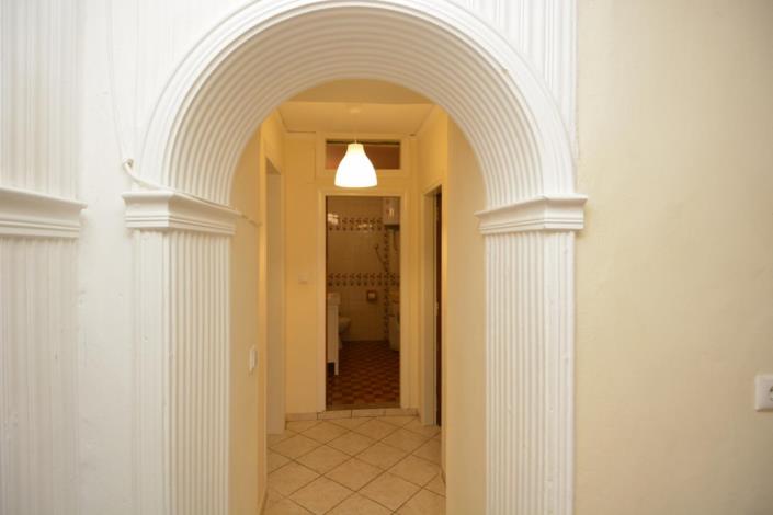 Image No.3-1 Bed House for sale