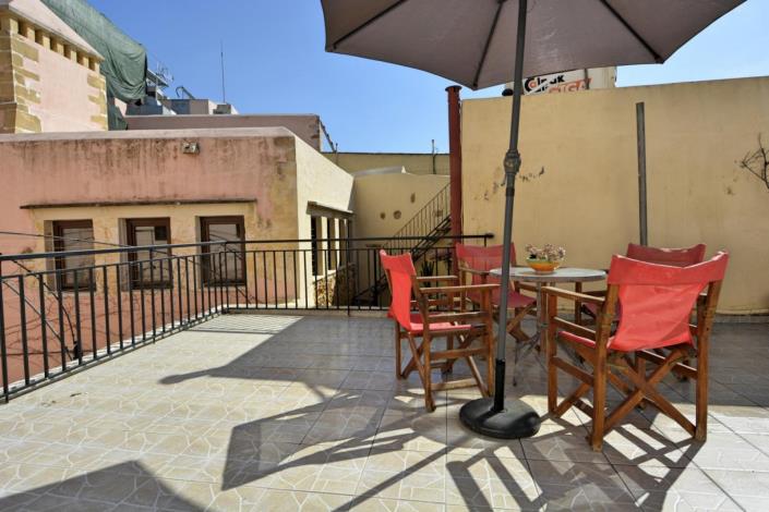 Image No.8-1 Bed House for sale